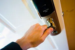 Los Gatos Locksmiths Los Gatos, CA 408-310-4396 - 8a-lock-opening
