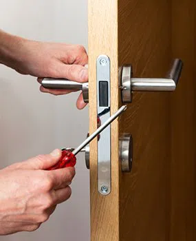Los Gatos Locksmiths Los Gatos, CA 408-310-4396 - 9a-New-Locks-Installation